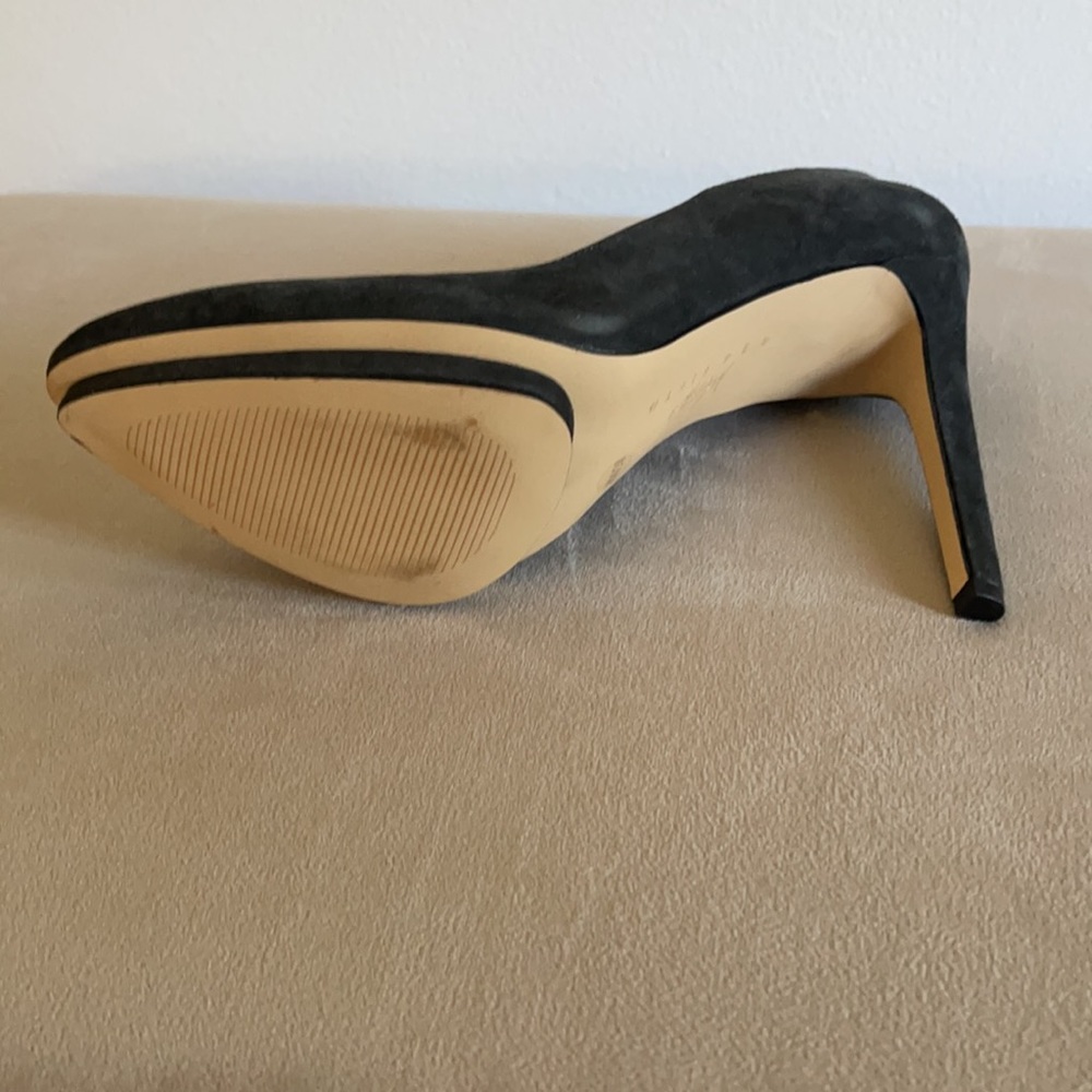Gray suede heel shoes - Picture 6 of 8